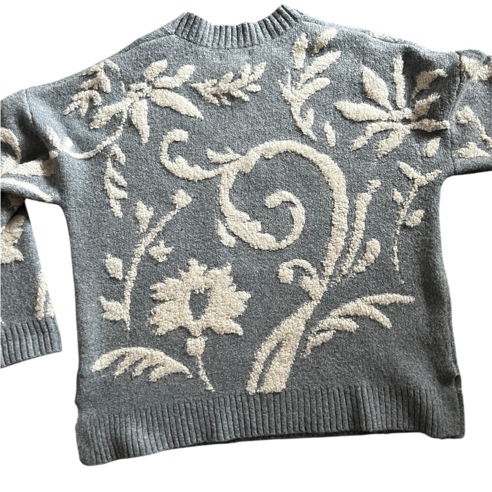 Cynthia Rowley  Blue and White Floral Sweater - Picture 2 of 7